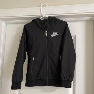 Boys Lightweight Nike Jacket (XS/4) - Black